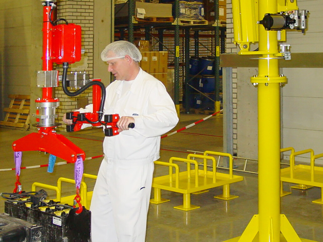 Dalmec_lastopnemer_traverse_veiligheidshaken_accus_laadstations